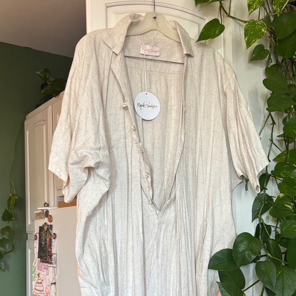 Chic Cream Jumpsuit for Women - Picture 4 of 6